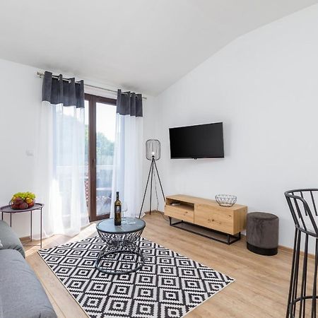 Wine House Apartments & Rooms Marceta Fažana Extérieur photo