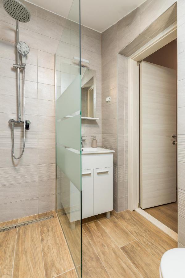 Wine House Apartments & Rooms Marceta Fažana Extérieur photo